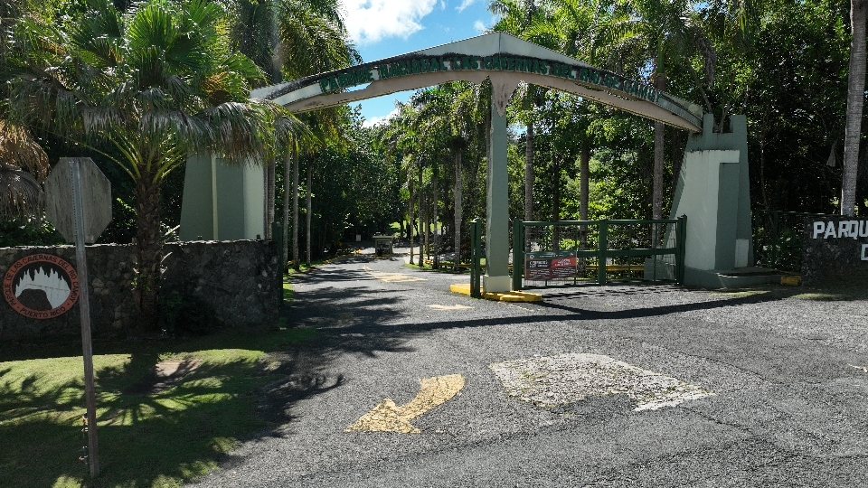 Alianza histórica entre Camuy, Lares y Hatillo para transformar y rescatar el Parque de las Cavernas del Río Camuy